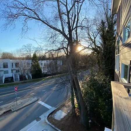 Entire Close To Boa Stadium & Holiday home *