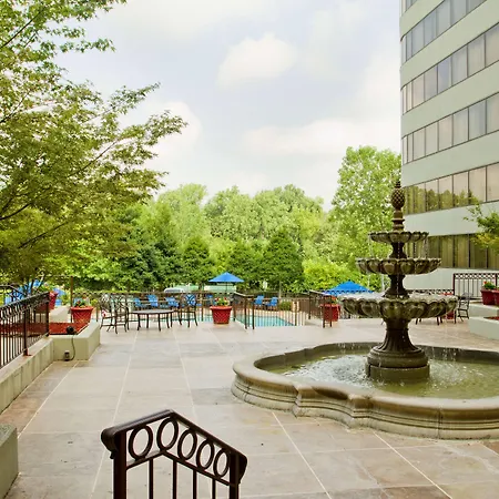 Doubletree By Hilton South Tyvola Hotel