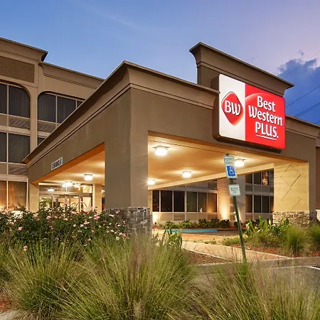 Express By Marriott South End Hotel 3*