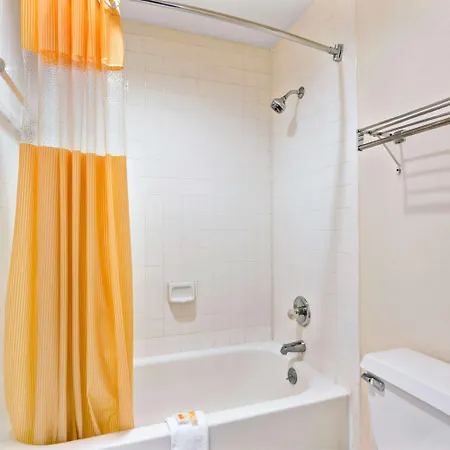 Days By Wyndham Northlake Charlotte