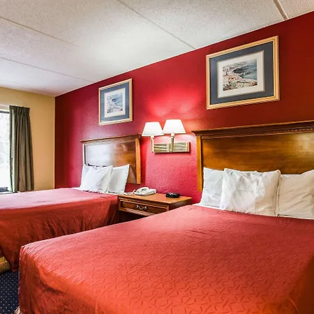 Inn Rodeway North End 2*