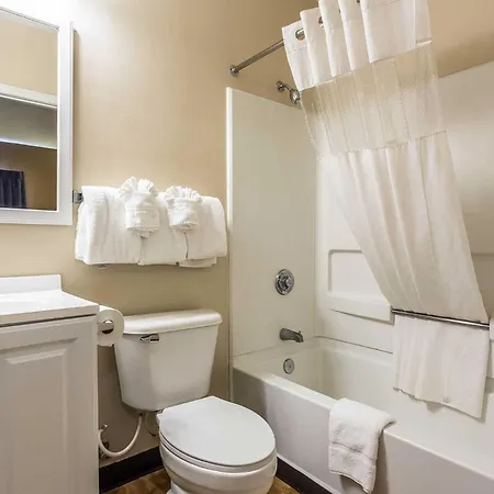 Hotel Suburban Near Of North Carolina-charlotte