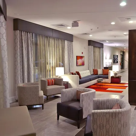 Airport By Ihg Hotel 3*