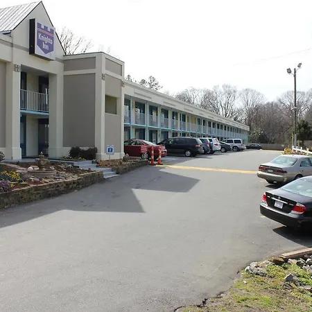 Econo Airport Area Lodge *