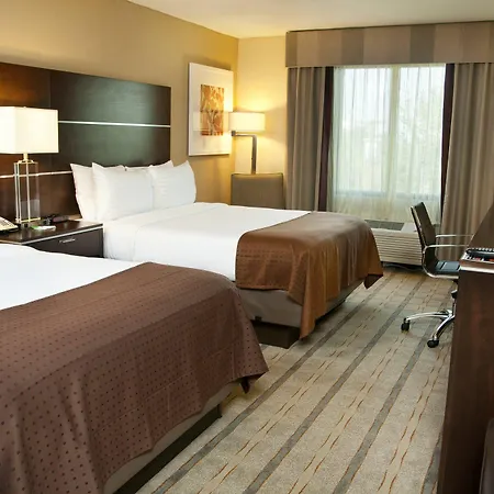 Doubletree By Hilton Airport 4*