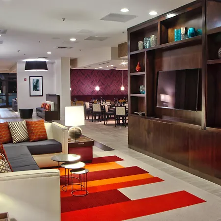Hotel Doubletree By Hilton Airport 4*