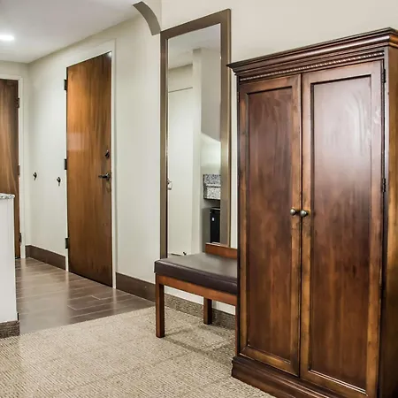 Hotel Comfort - Research Park 4*