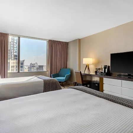 Omni Hotel 4*