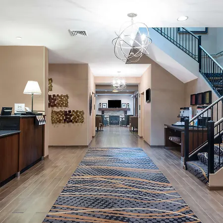Hampton Uptown Hotel