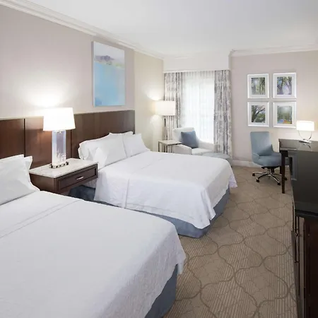 Hampton & South Park At Phillips Place 3* Charlotte