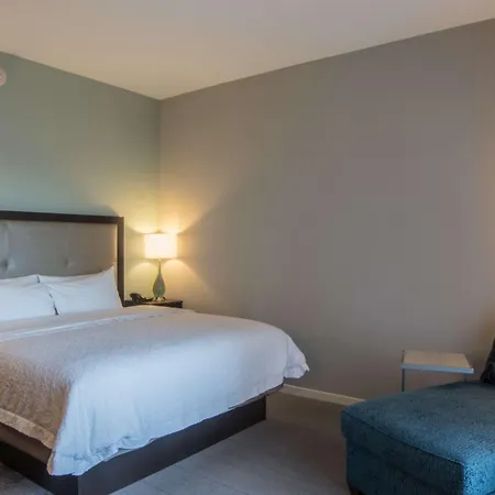 Hotel Hampton & Charlotte/ballantyne, Nc 3*