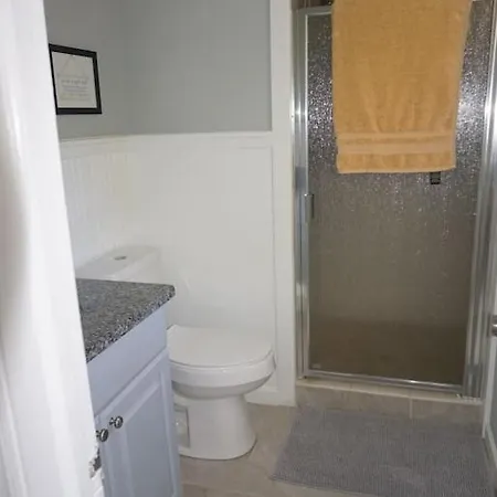 Holiday home Charming, Cozy Close To Uptown, Airport & Whitewater Center Charlotte