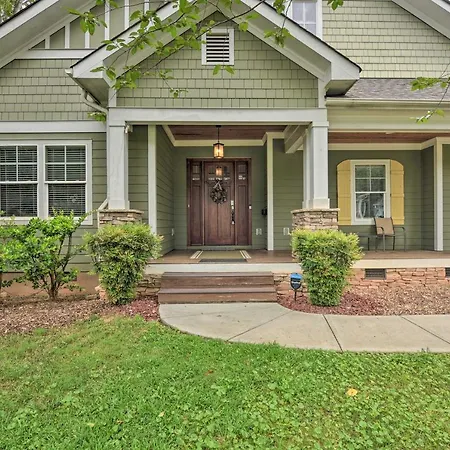 2 Mi To Dtwn: In Noda District Near Unc! Holiday home *