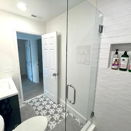 Luxury In Eastover... Close To Everything! Hotel *