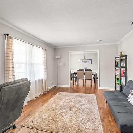 Holiday home Charming, Cozy Close To Uptown, Airport & Whitewater Center Charlotte