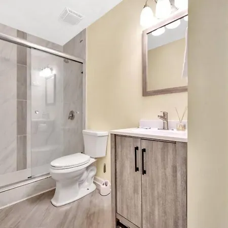 Cozy 2 Bedroom Pineville-matthews Duplex Sleeps 8 Holiday home