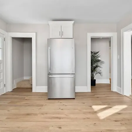 Cozy 4b Retreat Near Uptown King Beds Sleeps 12 Holiday home Charlotte
