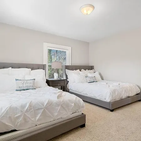 Cozy 4b Retreat Near Uptown King Beds Sleeps 12 Charlotte