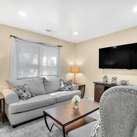 Cozy 2 Bedroom Pineville-matthews Duplex Sleeps 8 *