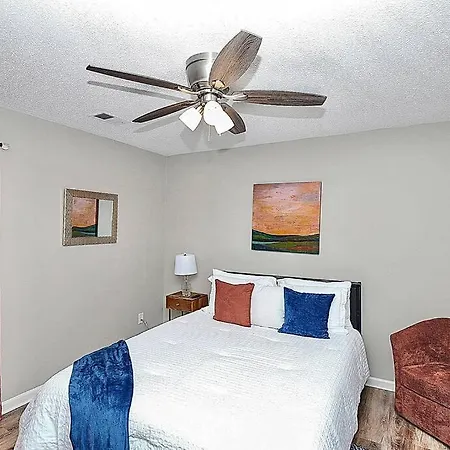 Majestic Escape Holiday home Charlotte