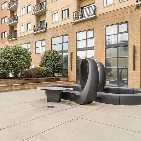 Apartment Cozy @ Nc! W/pool- Walk To Uptown