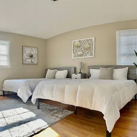 Lovely 5b/2ba Minutes From Uptown W/ King Bed
