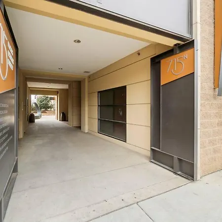 Apartment Cozy @ Nc! W/pool- Walk To Uptown *