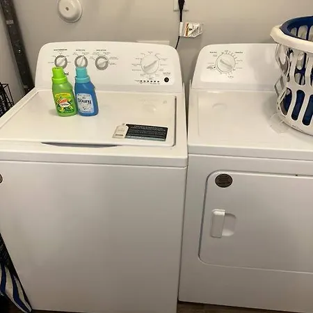 Luxury 1 Bedroom Apartment