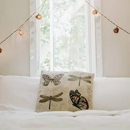 Perfect Big Tiny For A Coastal Getaway Holiday home *