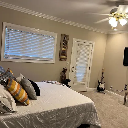 King Bed*home Theater*pool Table Villa Charlotte