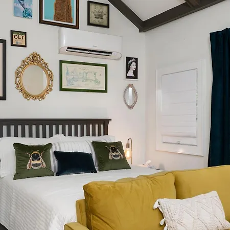 The Cozy Yellow In Dilworth Charlotte