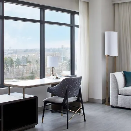 Unc Marriott & Conference Center 3*