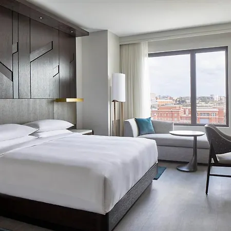 Unc Marriott & Conference Center 3*