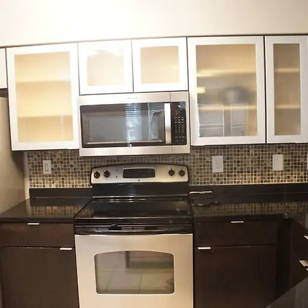 Cozy 1 Bedroom *