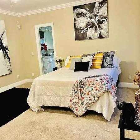 Villa King Bed*home Theater*pool Table