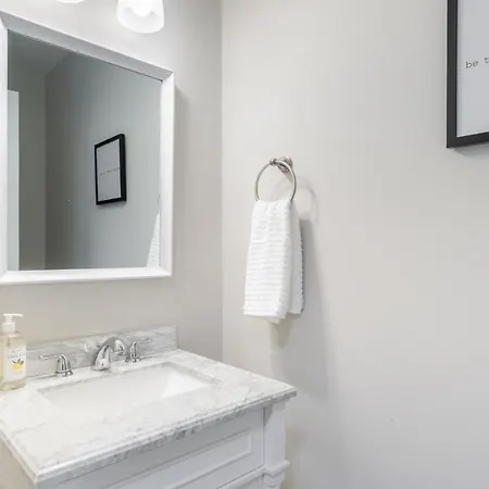 Modern Stunning Southpark/cotswold Home! *