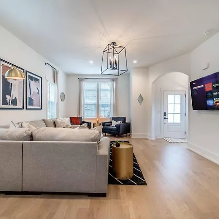 Gorgeous 3 Level Near Noda & Plaza Midwood Charlotte