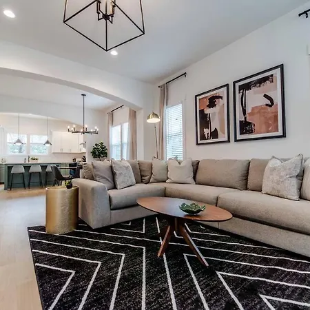 Gorgeous 3 Level Near Noda & Plaza Midwood Charlotte