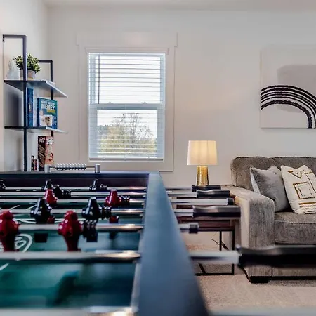 Gorgeous 3 Level Near Noda & Plaza Midwood *