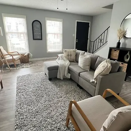 Cozy & Modern Villa