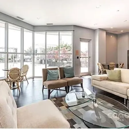 Apartment The Sky Lounge *