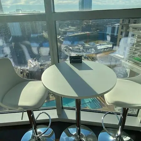 The Sky Lounge Apartment