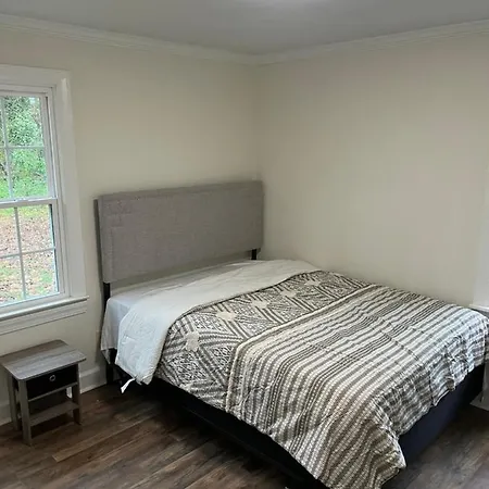 Comfortable 3 Bedroom * Charlotte