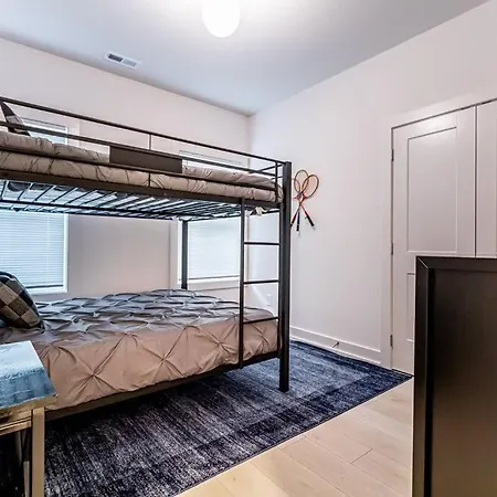 Holiday home Sports Themed Across From Park! 3 Bedrooms