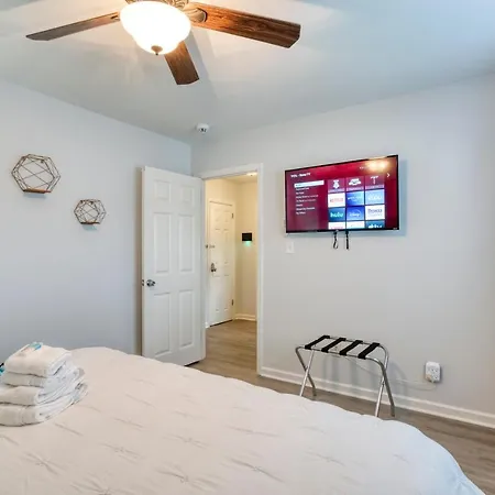Trendy Escape ◉ California King Bed Awaits!