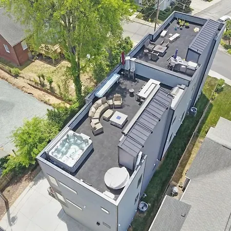 Holiday home Views - Walking Distance To Panthers Stadium Charlotte