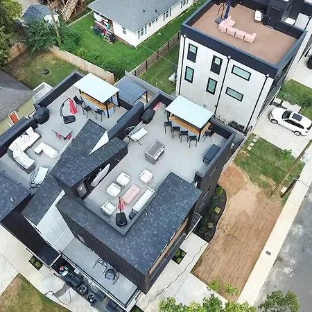 Amazing Location! Rooftop Patio, Pool & Game Room!