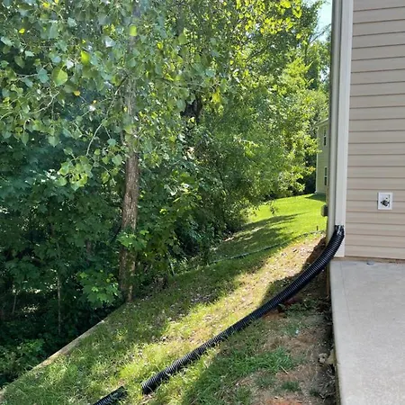 Holiday home Spacious & Family Friendly 3br | 10 Min To Uptown