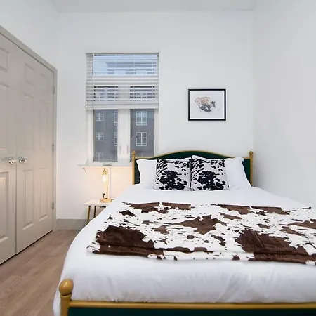 Luxury 4br Apt In Uptown - Walk Everywhere! Charlotte