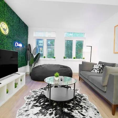Luxury 4br Apt In Uptown - Walk Everywhere! Apartment